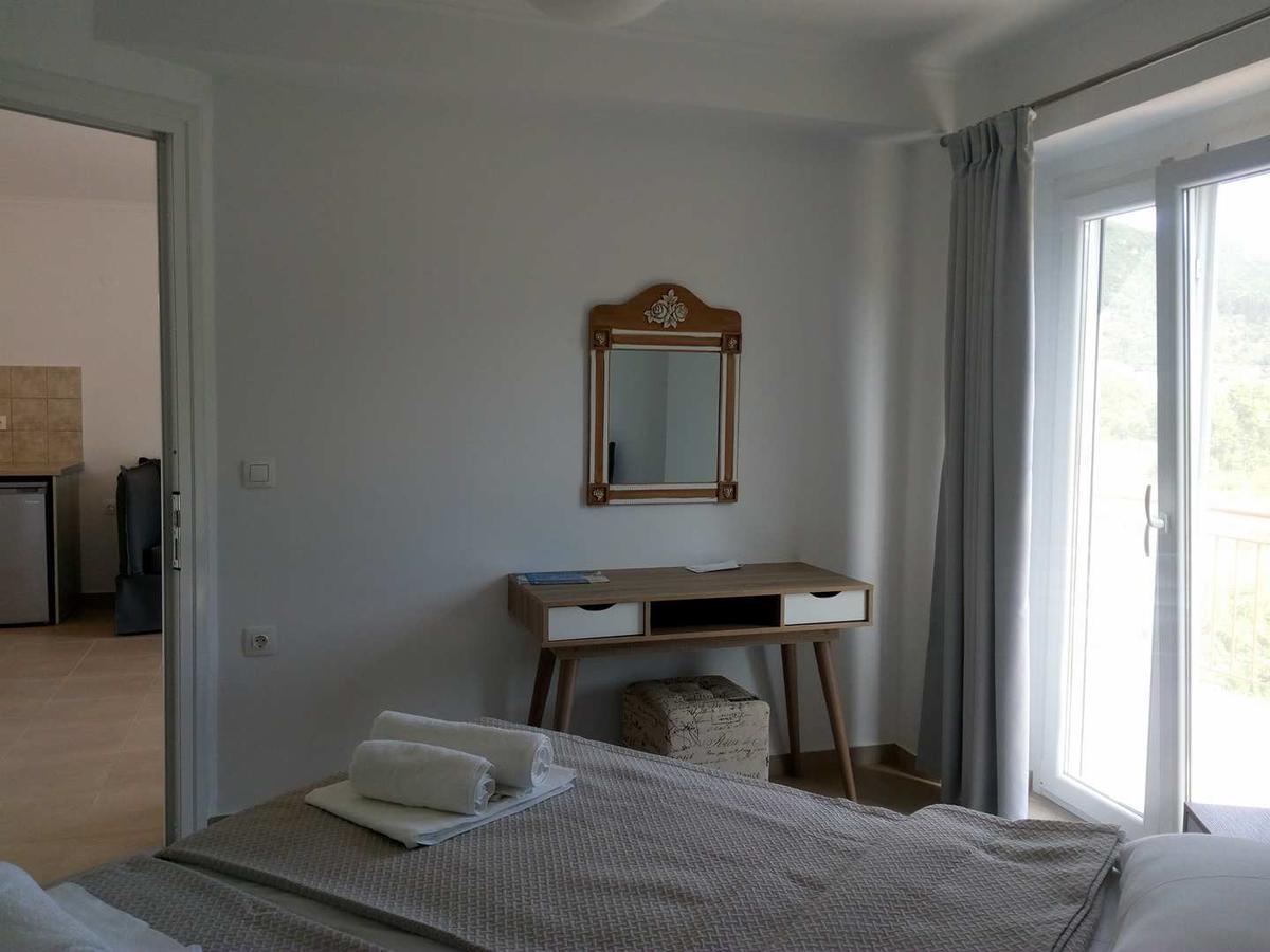 Hotel Athineon Nydri  Zewnętrze zdjęcie
